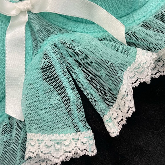 36B /M Vs Victoria’s Secret Sexy little things Mint Ruffles bra/Garter Skirt set - Picture 8 of 15